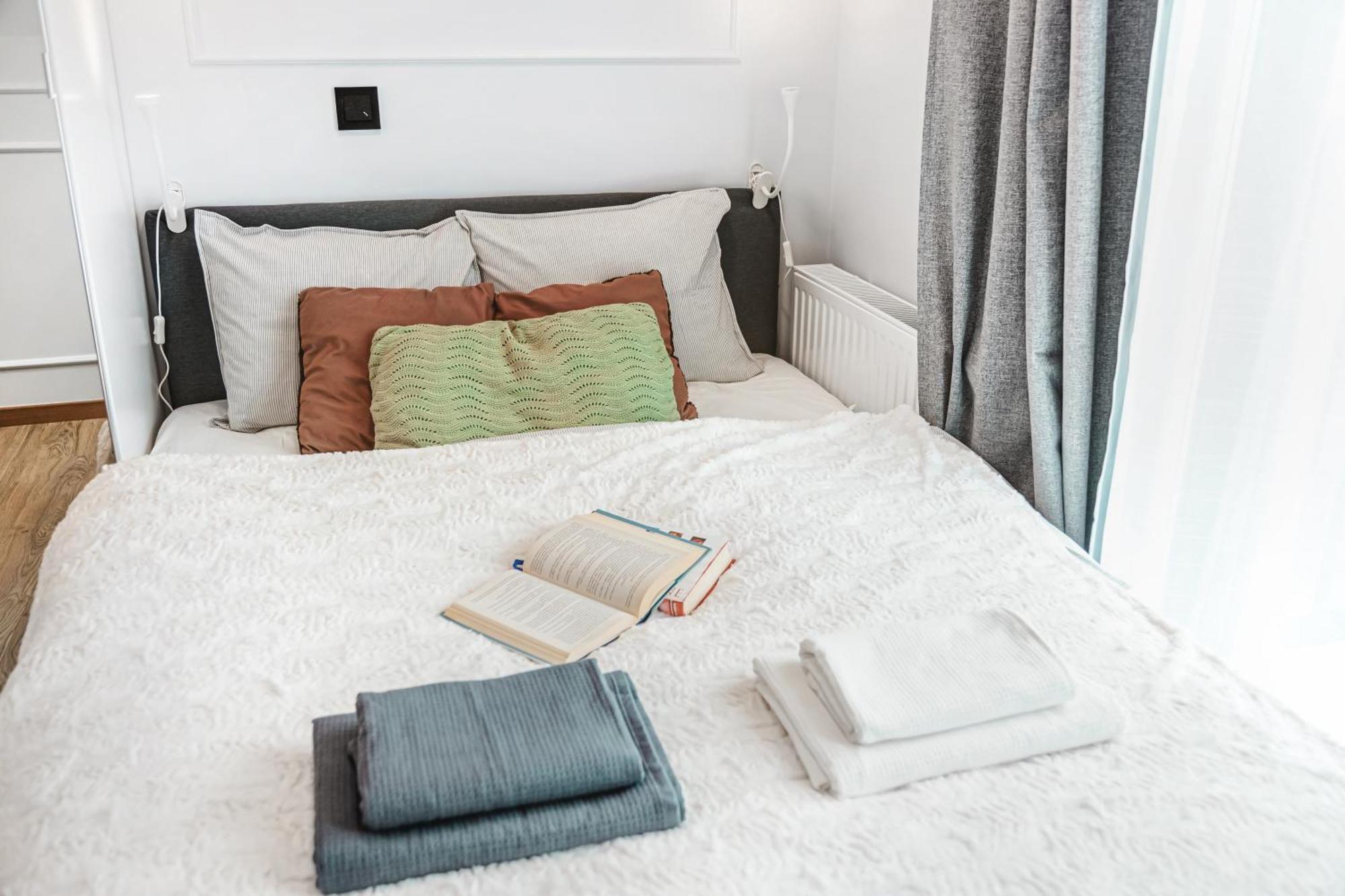Stylowe Apartamenty W Centrum Вроцлав Екстериор снимка