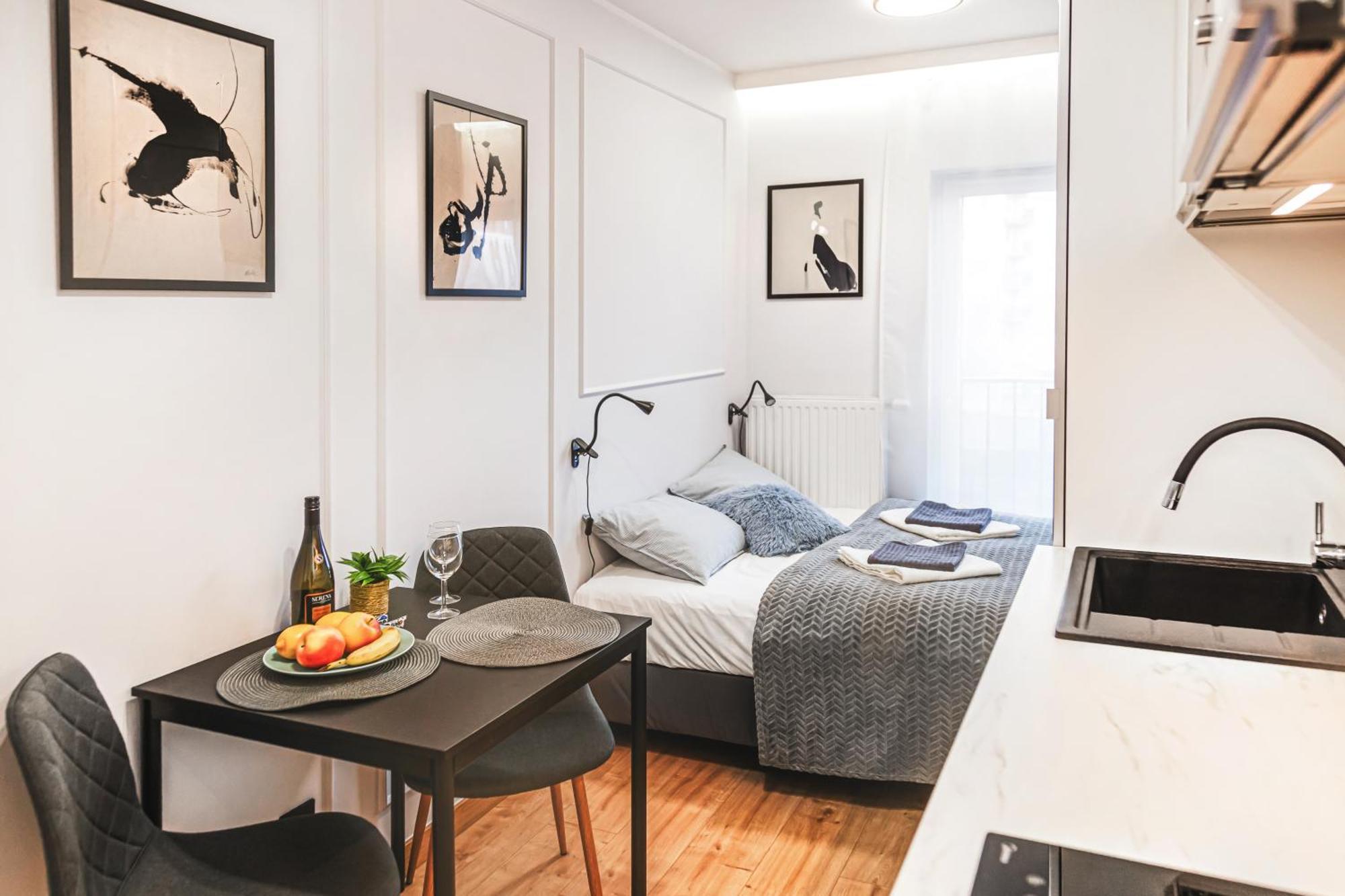 Stylowe Apartamenty W Centrum Вроцлав Екстериор снимка