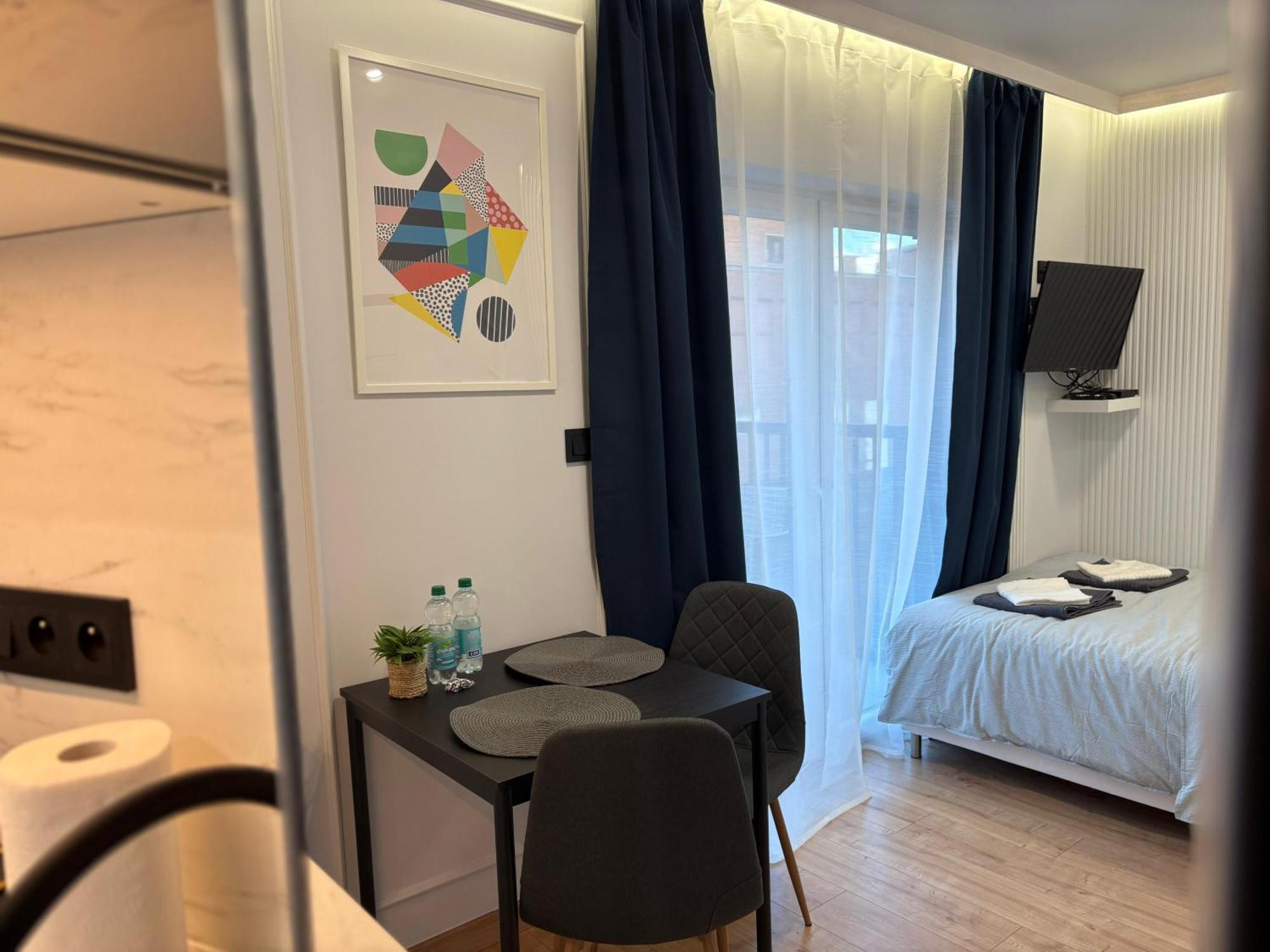 Stylowe Apartamenty W Centrum Вроцлав Екстериор снимка